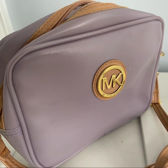 MK lavender crossbody - Picture 2 of 3